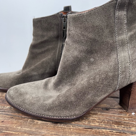 Madewell Olive Green Suede Leather The Billie Boots Ankle Booties - Picture 3 of 9